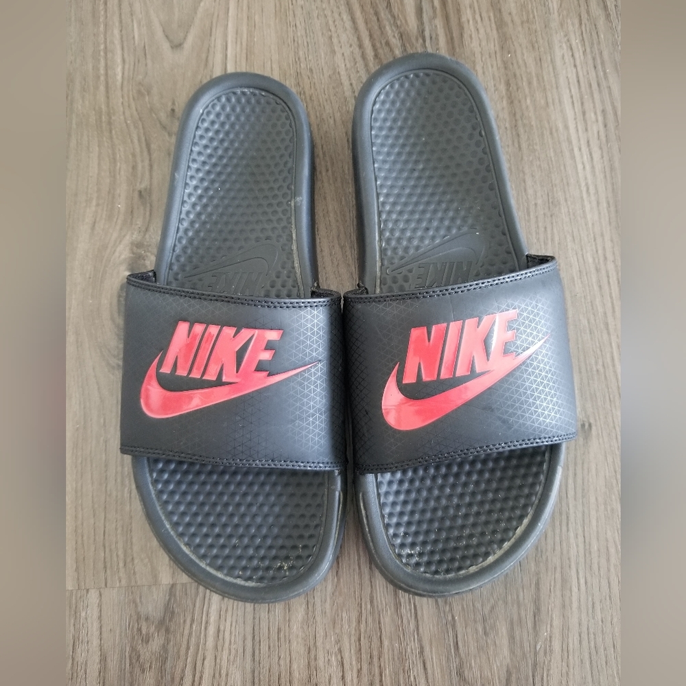Nike, Red & Black, Size 12 Athletic Slide Sandals